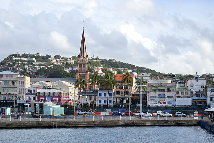 Martinique - Fort-de-France - Déménagement Maritime - site web : lucas-outre-mer.fr Martinique - Fort-de-France - Déménagement Maritime - site web : lucas-outre-mer.fr